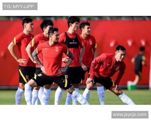 国足星光黯淡 揭示中国足球困境的球员阵容深层次问题