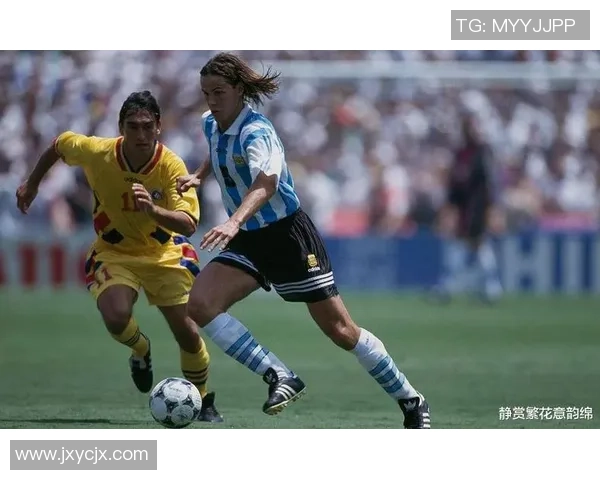 足球黄金时代巨星排名回顾揭示经典传奇球员风采